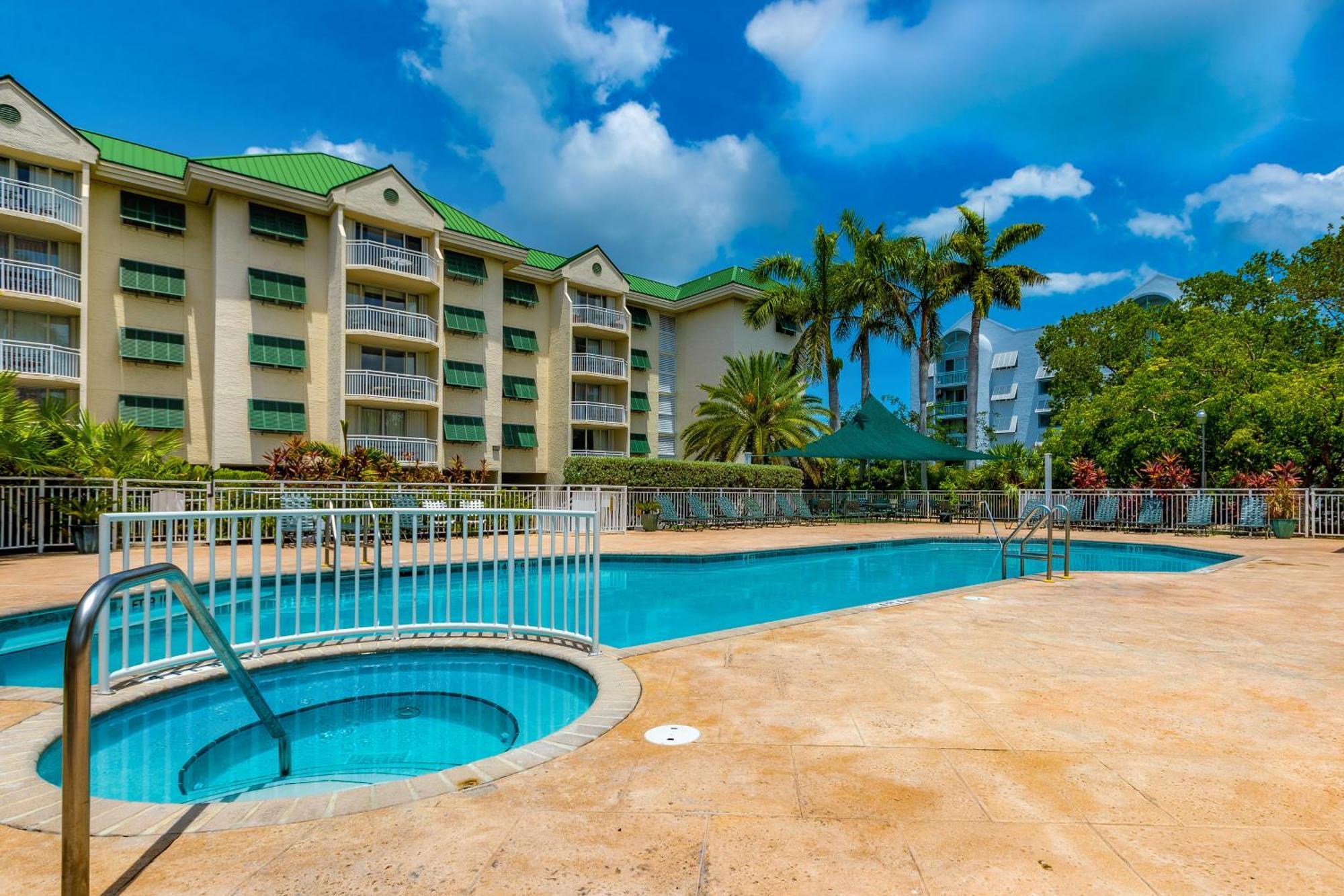Sunrise Suites Big Kahuna Suite #202 Кі-Вест Номер фото